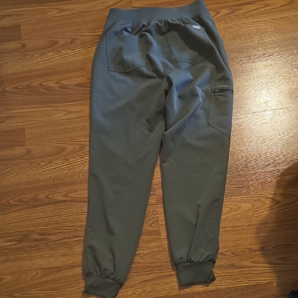 Figs Zamora High Waisted Scrubs- Moss Color, Small- Regular - Picture 3 of 5